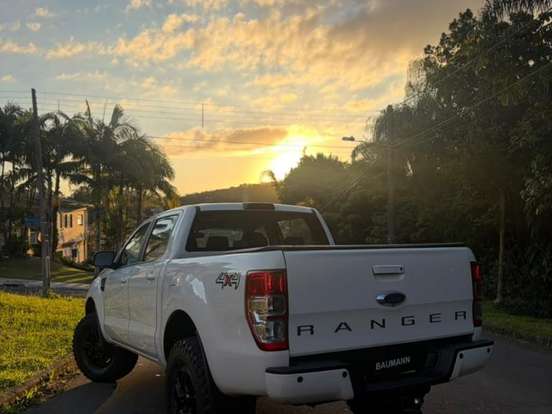 FORD-RANGER-2.2 XLS 4X4 CD 16V DIESEL 4P MANUAL FORD-RANGER-2017