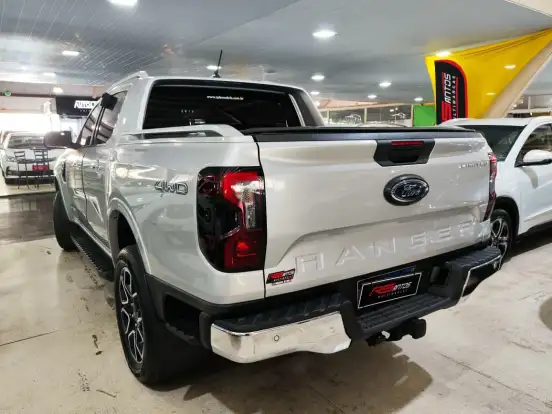FORD-RANGER-3.0 V6 TURBO DIESEL CD LIMITED 4X4 AUTOMÁTICO FORD-RANGER-2023