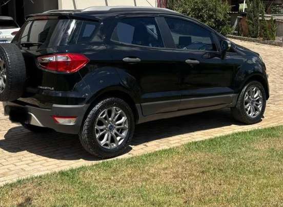 FORD-ECOSPORT-2013