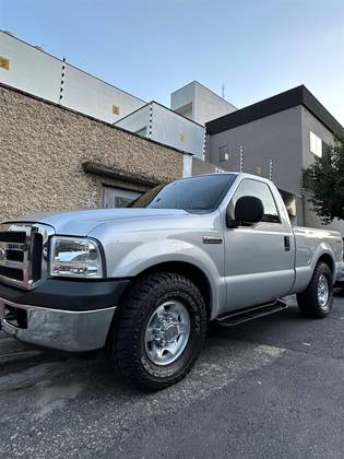 FORD F-250 4.2 XLT 4X2 CS TURBO DIESEL 2P MANUAL