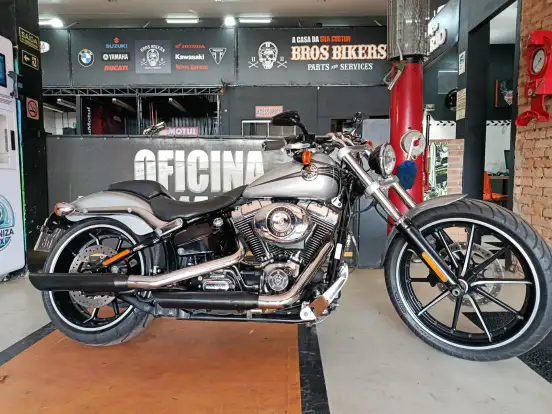 HARLEY-DAVIDSON-SOFTAIL BREAKOUT HARLEY-DAVIDSON-SOFTAIL BREAKOUT-2015