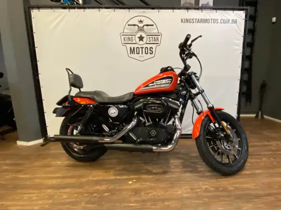HARLEY-DAVIDSON SPORTSTER XL 883 R 