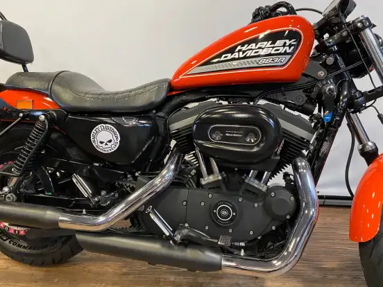 HARLEY-DAVIDSON-SPORTSTER XL 883 R-2008