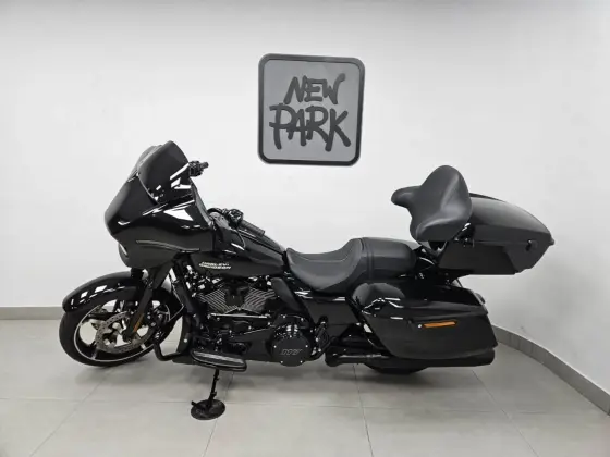 HARLEY-DAVIDSON STREET GLIDE 