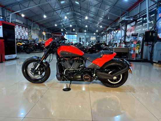 HARLEY-DAVIDSON-SOFTAIL FXDR 114-2020