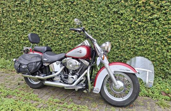 HARLEY-DAVIDSON-SOFTAIL HERITAGE CLASSIC-2004