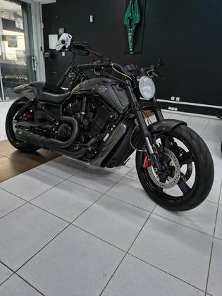 HARLEY-DAVIDSON V-ROD MUSCLE 