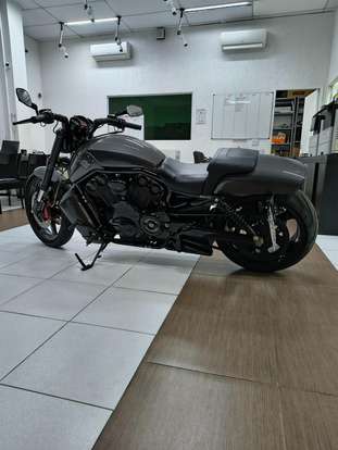 HARLEY-DAVIDSON-V-ROD MUSCLE-2014
