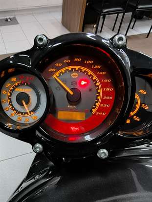 HARLEY-DAVIDSON-V-ROD MUSCLE-2014