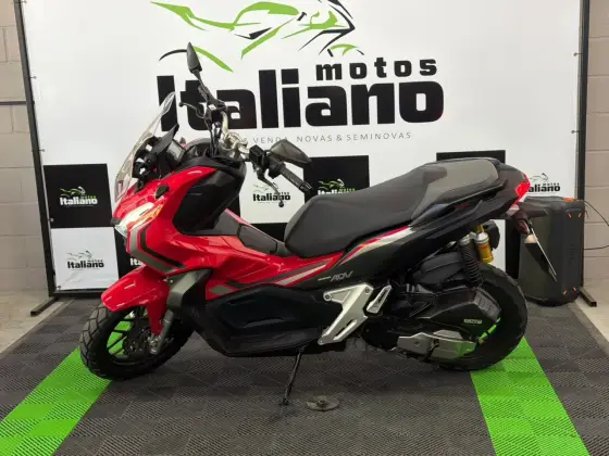HONDA ADV 