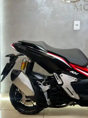 HONDA-ADV-2022