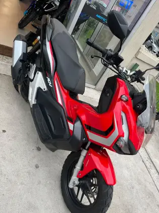 HONDA ADV 