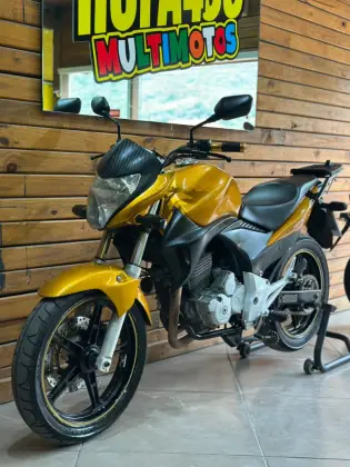 HONDA CB 300R 