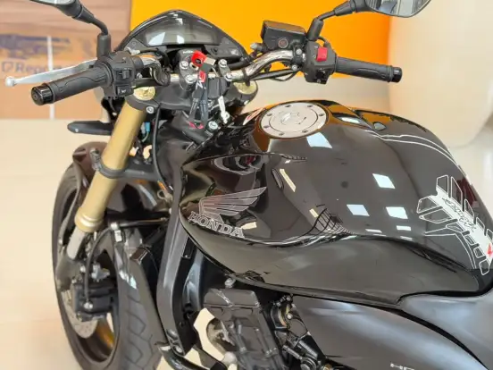 HONDA-CB 600F HORNET HONDA-CB 600F HORNET-2011