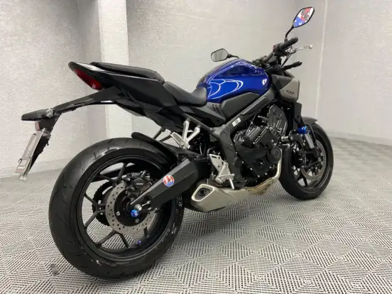 HONDA-CB 650R E-CLUTCH-2025