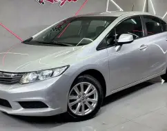 HONDA CIVIC 1.8 LXS 16V FLEX 4P AUTOMÁTICO HONDA CIVIC 1.8 LXS 16V FLEX 4P AUTOMÁTICO