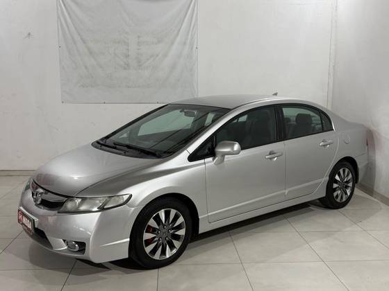 HONDA CIVIC 1.8 LXS 16V FLEX 4P MANUAL