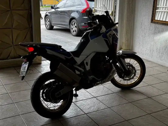 HONDA-CRF 1100L AFRICA TWIN ADVENTURE SPORTS ES DCT HONDA-CRF 1100L AFRICA TWIN ADVENTURE SPORTS ES DCT-2022