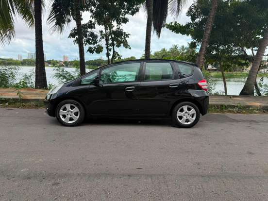 HONDA-FIT-2012