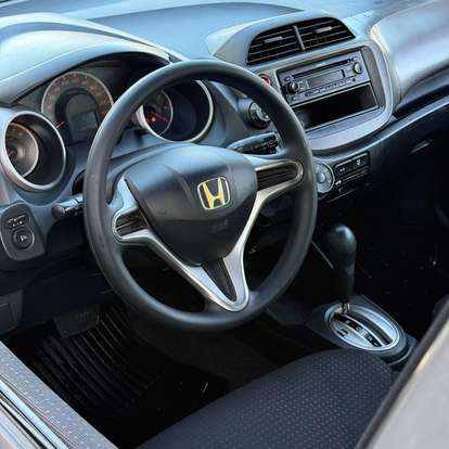 HONDA-FIT-2009