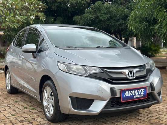 HONDA-FIT-2016
