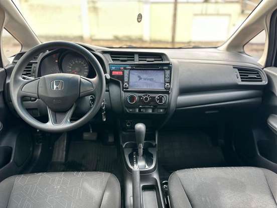 HONDA-FIT-2016