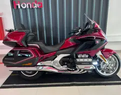 HONDA GL 1800 GOLD WING HONDA GL 1800 GOLD WING