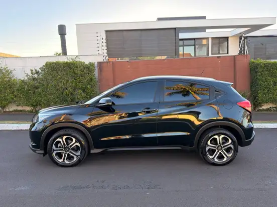 HONDA-HR-V-2016