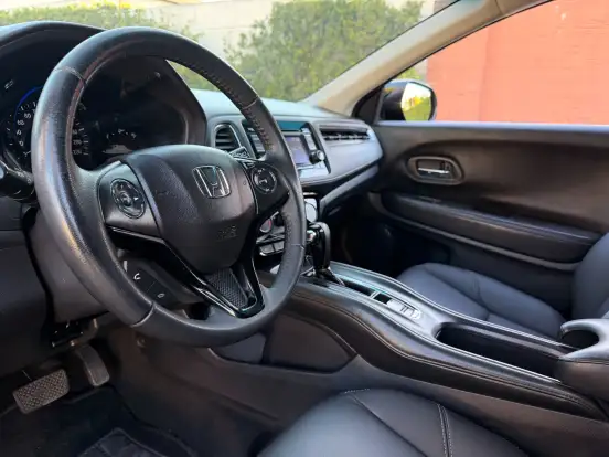 HONDA-HR-V-2016