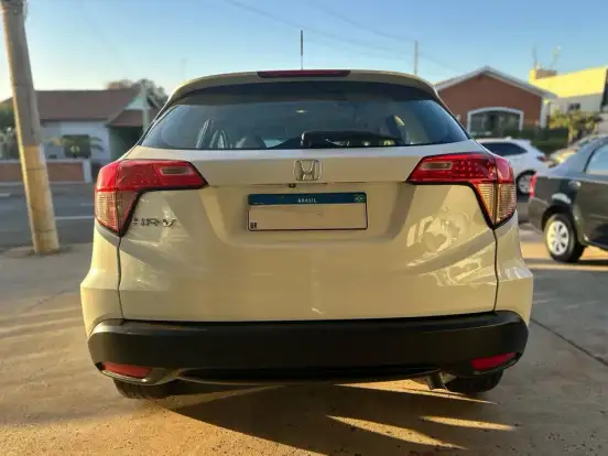 HONDA-HR-V-1.8 16V FLEX EXL 4P AUTOMÁTICO HONDA-HR-V-2017