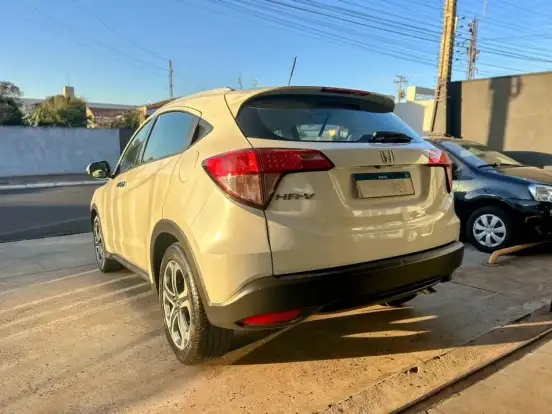 HONDA-HR-V-2017