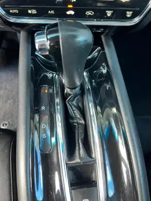 HONDA-HR-V-2019