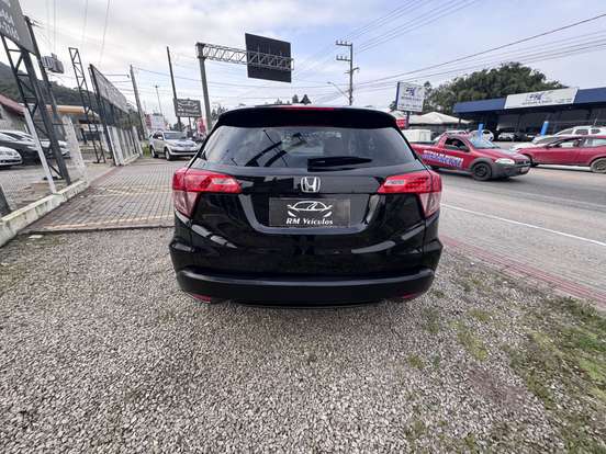 HONDA-HR-V-2016