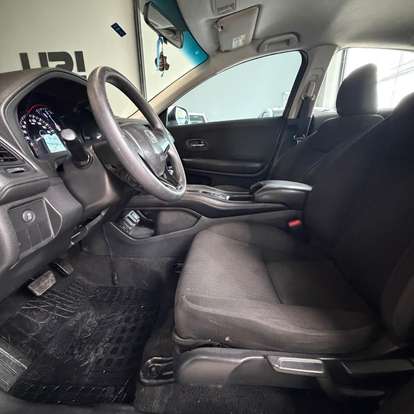 HONDA-HR-V-1.8 16V FLEX LX 4P AUTOMÁTICO HONDA-HR-V-2016