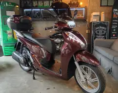 HONDA SH 300i HONDA SH 300i