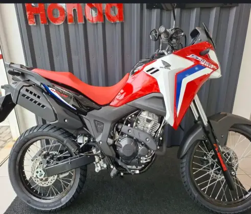 HONDA XRE 300 SAHARA RALLY 