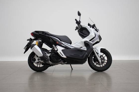 HONDA ADV 