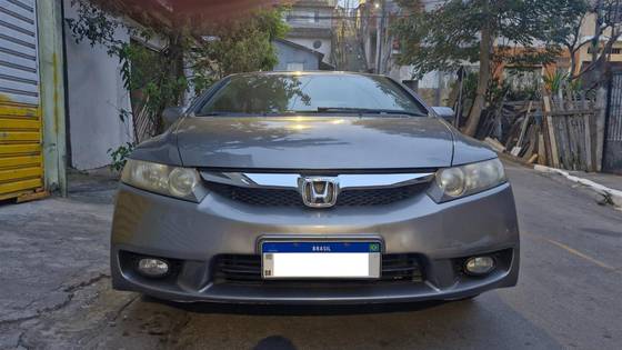HONDA CIVIC 1.8 LXS 16V FLEX 4P AUTOMÁTICO
