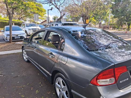 HONDA CIVIC 1.8 LXS 16V FLEX 4P MANUAL