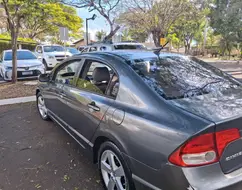 HONDA CIVIC 1.8 LXS 16V FLEX 4P MANUAL HONDA CIVIC 1.8 LXS 16V FLEX 4P MANUAL