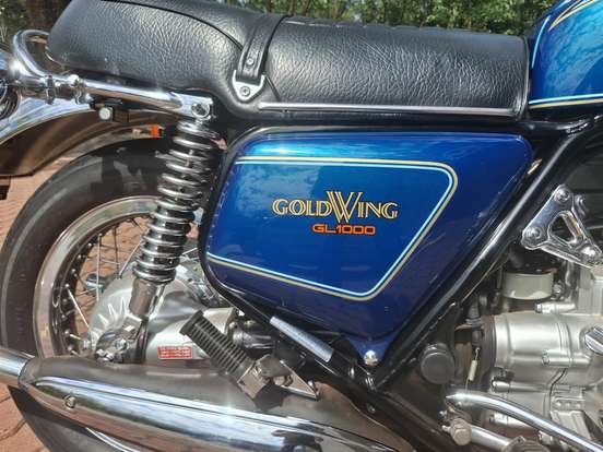 HONDA-GL 1000 GOLD WING HONDA-GL 1000 GOLD WING-1975