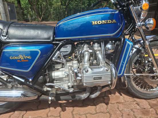 HONDA-GL 1000 GOLD WING-1975