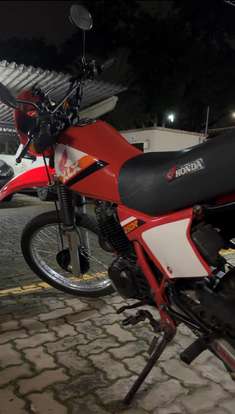 HONDA-XLX 250R-1986
