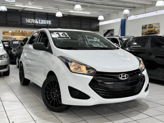 HYUNDAI HB20 1.6 COMFORT PLUS 16V FLEX 4P AUTOMÁTICO