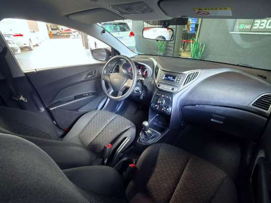HYUNDAI-HB20-1.0 COMFORT 12V FLEX 4P MANUAL HYUNDAI-HB20-2017