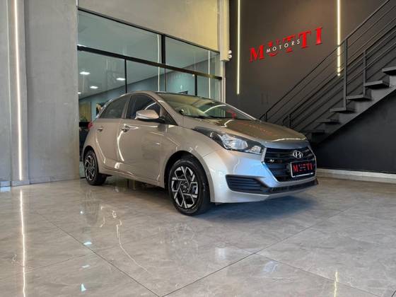 HYUNDAI HB20 1.0 COMFORT 12V FLEX 4P MANUAL