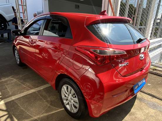 HYUNDAI-HB20-1.6 COMFORT PLUS 16V FLEX 4P MANUAL HYUNDAI-HB20-2015