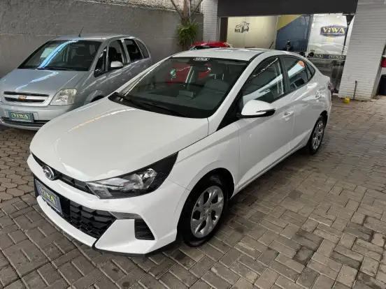 HYUNDAI-HB20S-2024