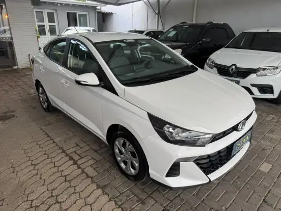 HYUNDAI-HB20S-2024