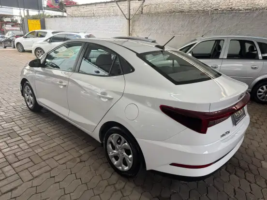 HYUNDAI-HB20S-1.0 12V FLEX COMFORT PLUS MANUAL HYUNDAI-HB20S-2024